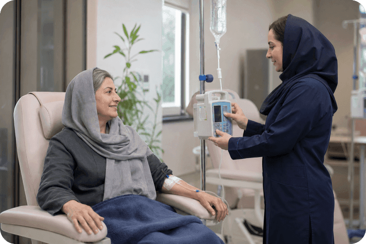 مراقبت پزشک از مراجعهکننده هنگام شیمیدرمانی